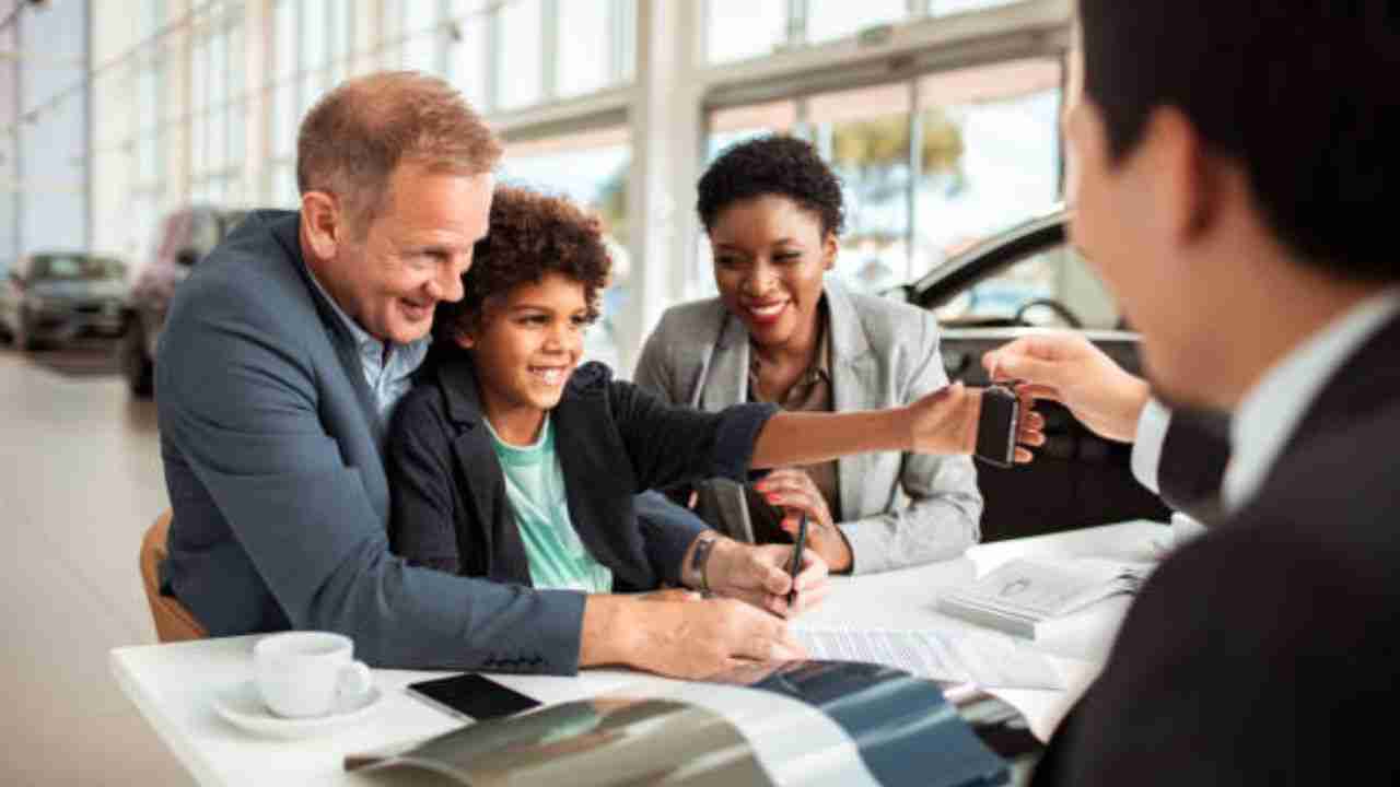 car-dealerships-that-accept-credit-cards-pros-and-cons