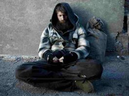 how to make money homeless